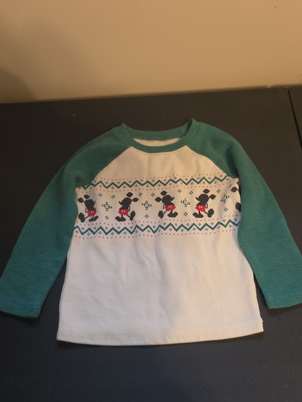 Disney X Jumping Bean Boys Mickey Mouse Holiday Sweater EUC